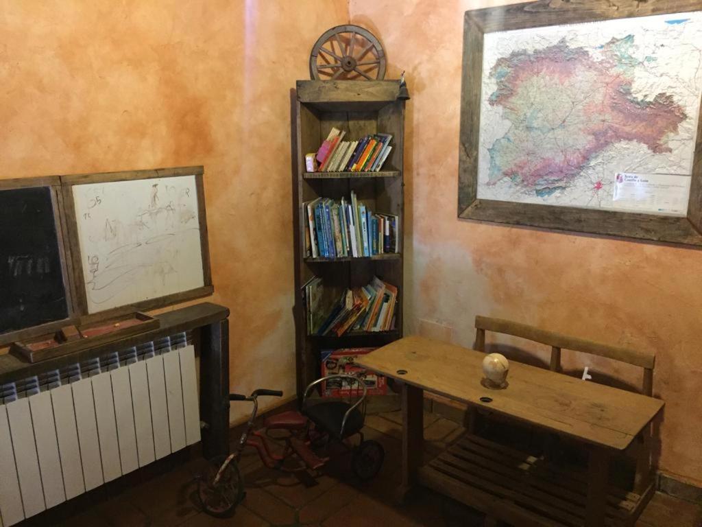 Casa Rural La Charolesa Aguilera Extérieur photo